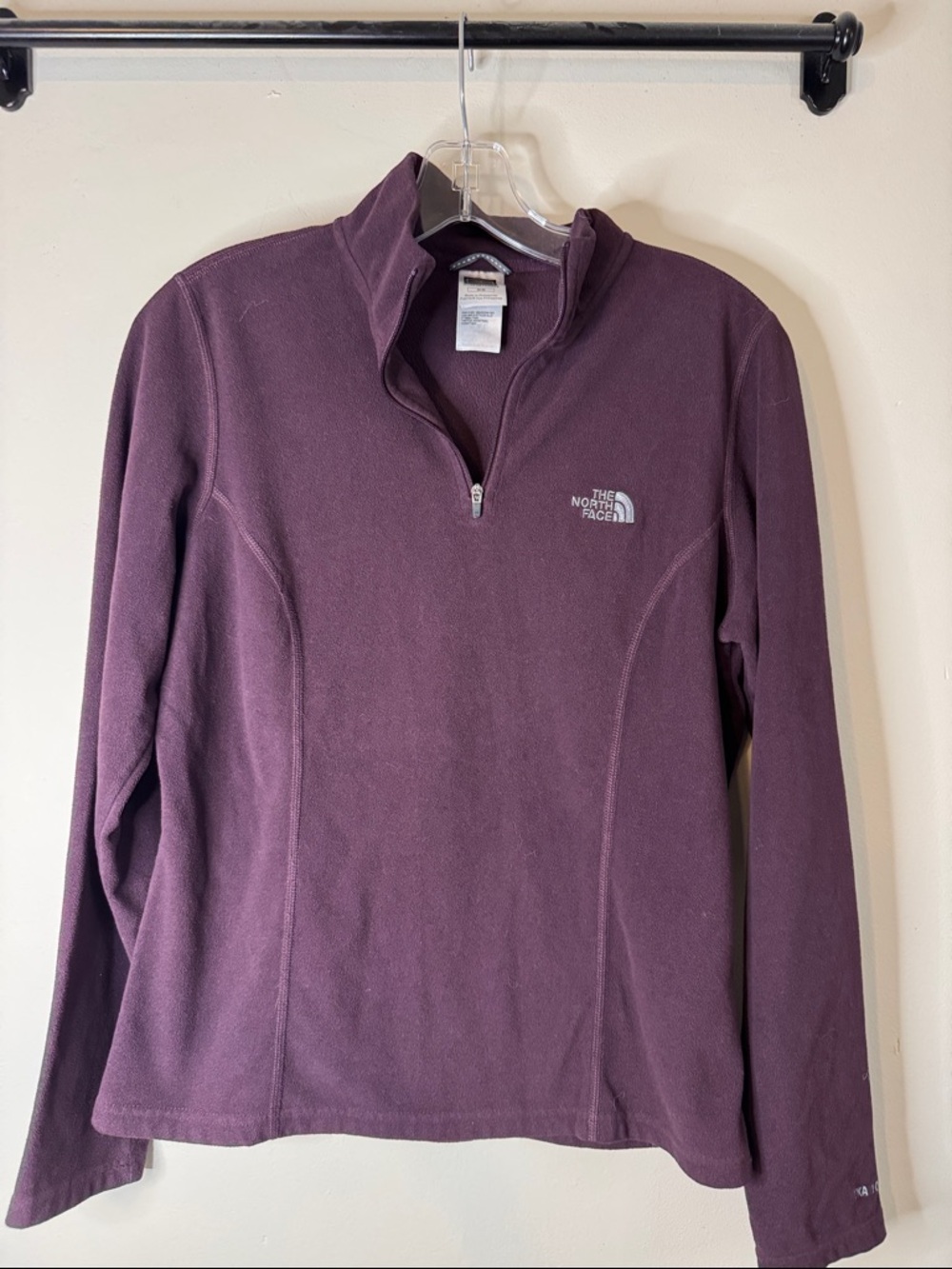The North Face Women's Plum Quarter-Zip Fleece Pullover